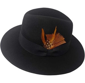 Gorro de Cuero de Grano Completo Estilo Trapper, Gorro de Invierno Tipo Bomber con Forro de Piel Cálido y Orejeras, Tendencia en el Mercado de EE. UU. y Europa - Product Image 2