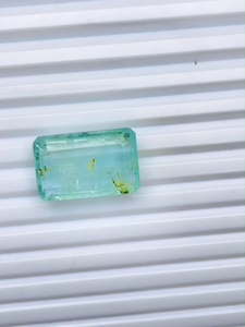 Piedra de Aguamarina Natural Tallada de 31.77 ct, Calidad AAA, Brillo Excepcional, Certificación de Terceros, Pulido Perfecto, Ideal para Joyería - Product Image 4