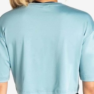 เสื้อยืดโอเวอร์ไซส์สีฟ้าอ่อน แขนสั้น คอกลม ผ้าถัก สีพื้น สไตล์ลำลองสำหรับผู้ชาย - Product Image 6