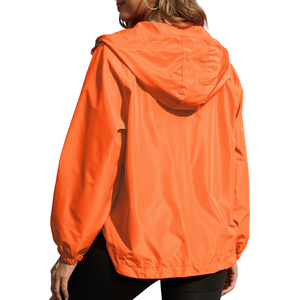 Chaquetas cortavientos personalizadas para mujer con media cremallera, diseño de colores elegante y material ligero para mayor comodidad. - Product Image 2
