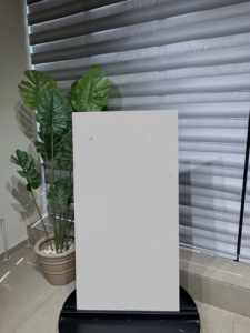 กระเบื้องพอร์ซเลนลายหินอ่อนสีขาวเกรดพรีเมียม รุ่น Silver Grain White - Product Image 2