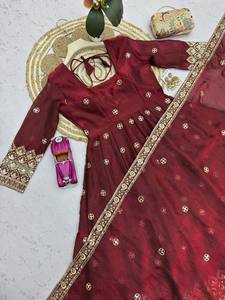 Vestido Largo Anarkali de Estilo Indio Tradicional, Simple y en Oferta, Hecho a Mano con Seda, con Diseño Ecológico - Product Image 2