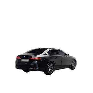 BMW Serie 5 520i 2024, 20,349 km, Caja de Cambios Automática, Cámara Trasera, Asientos de Cuero, Volante a la Izquierda - Product Image 1