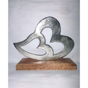 Sculpture de cœurs entrelacés en métal faite à la main avec base en bois, décoration de table, salon, cadeau romantique, ornements d'amour modernes - Product Image 5