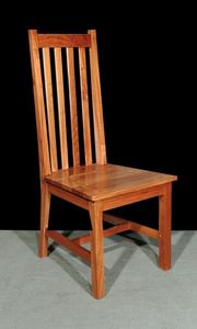 Chaise de style vintage en bois de qualité supérieure avec une touche rustique, idéale pour les salons ou les cafés ou bars à thème. - Product Image 4