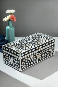 Boîtes en nacre au look vintage, parfaites pour le rangement décoratif et les intérieurs de maison de style antique - Product Image 6