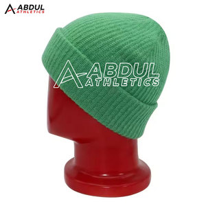Gorros casuales modernos de material cálido diseñados para la moda urbana, ropa de invierno con jacquard y comodidad diaria. - Product Image 5