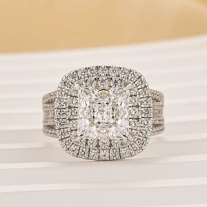 Anillo de compromiso de plata de ley 925 con moissanita, corte princesa, doble halo y tallo dividido, joyería de moissanita. - Product Image 4