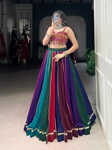 HENIXA CREATION Lehenga Choli traditionnel multicolore en faux georgette réversible, extensible et à séchage rapide pour femmes indiennes/pakistanaises - Product Image 2