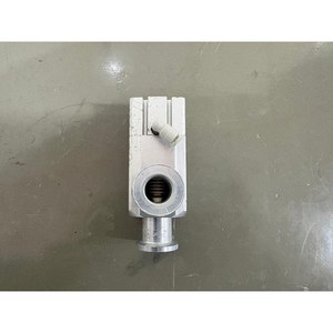 Válvula de fuelle de alto vacío SMC XLA-16 usada como pieza de repuesto para equipos de semiconductores Legacy - Product Image 2