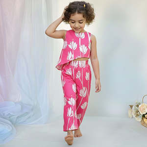 Conjunto de Dos Piezas Elegante en Oferta para Mujer, Perfecto para el Trabajo Informal y Fiestas, a la Moda Moderna, Disponible a un Precio Competitivo - Product Image 2