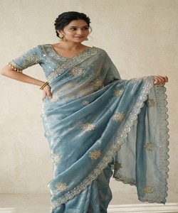 Sari de seda satinada suave de diseñador Fendi con bordado a mano y blusa con borde de arco y costuras 85598 Maruti Fab Jalpa - Product Image 1
