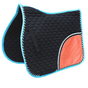 Tapis de selle de haute qualité, design personnalisé, pour courses de chevaux, en feutre de laine, coton, mousse, polycoton, fabriqué à la main. - Product Image 2