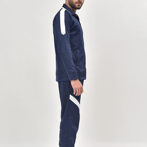 Ensemble de survêtement personnalisé décontracté en polyester pour homme – Créez votre propre design pour le sport, le jogging et la course à pied - Product Image 6