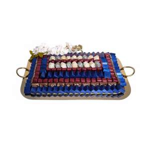 Meilleure vente : Assortiment de chocolats de haute qualité sur plateau en métal doré pour occasions spéciales et événements, idéal pour offrir en cadeau, à prix avantageux - Product Image 5