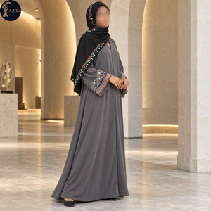 Abaya con Cuentas Multicolores para Mujer en Gris Carbón con Mangas Anchas |   Elegante Túnica Modesta con Borde de Chal a Juego, Chic - Product Image 3
