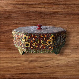 Caja de Joyería de Madera Floral Hecha a Mano, Caja de Almacenamiento Decorativa con Tapa para Dormitorio, Sala de Estar, Decoración del Hogar - Product Image 1