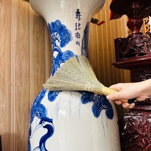 Juego Ecológico de 2 Escobas de Hierba Natural Hechas a Mano de Vietnam, Escoba Tradicional de Paja para Limpieza del Hogar - Product Image 6