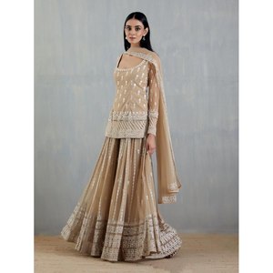 Hermoso Conjunto Ligero de Top, Pantalón y Dupatta Estilo Indio/Pakistaní para Fiesta, Elegante y con Estilo - Product Image 5