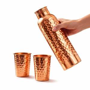 Bouteille d'eau en cuivre pour l'hydratation – Produit de présentation pour les magasins de style de vie, les centres de bien-être et les boutiques de cadeaux - Product Image 4