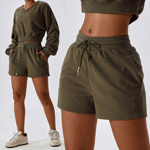 Shorts de sport en molleton 100 % coton pour femmes, personnalisables avec logo, pour la course, le cyclisme et la gym - Product Image 4