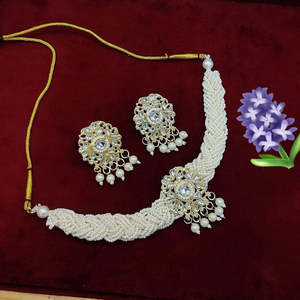 Juego de Joyería de Moda Jewelemarket 10575500WH, Collar de Perlas y Cuentas con Piedras Kundan - Product Image 1