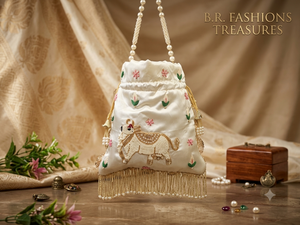 Pochette de soirée traditionnelle élégante en soie brodée motif vache, avec poignée perlée en satin et chaîne, idéale pour mariage - Product Image 4