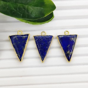 Colgante de Gema de Lapislázuli Triangular DIY con Baño de Oro para Fabricación de Joyas - Product Image 1