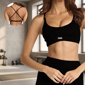 Sujetador deportivo Vractive al por mayor para mujer, con tirantes ajustables tipo halter, cuello en U, acolchado, sin costuras, frontal sólido, ecológico y transpirable. - Product Image 4
