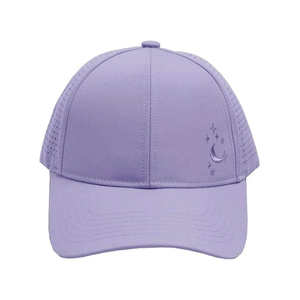 Casquette unisexe réglable avec ouverture arrière, respirante, pour tous les jours et les activités de plein air - Product Image 1