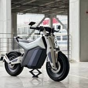 สกู๊ตเตอร์ไฟฟ้าคุณภาพใหม่ ปี 2025 รุ่น Lite/Pro 72V 95/110 กม./ชม. รถมอเตอร์ไซค์ไฟฟ้า Pro 72v - Product Image 2