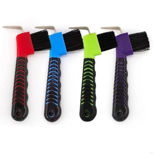 Juego de limpiadores de pezuñas metálicos para caballos, 4 herramientas de cepillado con área de agarre para eliminar la suciedad de las ranuras de las pezuñas en el cuidado de la establos. - Product Image 1