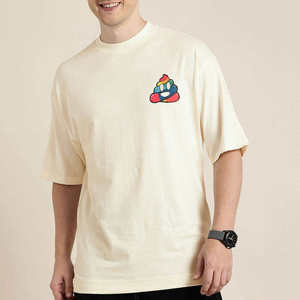 Camiseta extragrande con estilo, corte espacioso y textura suave, ideal para atuendos informales con un aspecto moderno y fresco. - Product Image 1