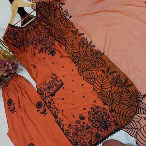 Conjunto de Kurti y Palazzo de Seda Satinada Banarasi Premium con Bordado de Lentejuelas, Modelo Royal Export GP55, con Dupatta de Seda Organza Suave para Mujer, Ideal para Fiestas - Product Image 5