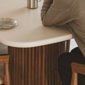 Mesa de comedor rectangular Vandana Grand Flux en cemento y madera de acacia - Product Image 2