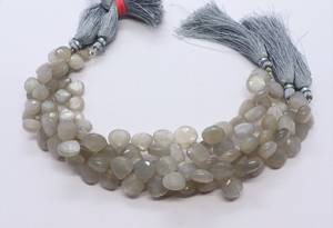 Perles de pierre de lune Siloni naturelle facettées en forme de poire pour la fabrication de bijoux, grossiste en perles de pierre de lune Ceyloni facettées en forme de poire - Product Image 4