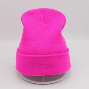 Gorro de Punto Trenzado, Cálido y Suave, para Invierno, con Logotipo Personalizado, OEM, Marca Privada, Venta al Por Mayor, Proveedor de Gorros - Product Image 4