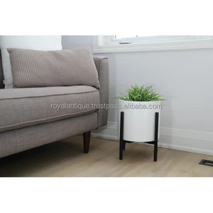 Nouveau design attrayant pour la décoration intérieure jardinières avec support jardinières de ferme pots de qualité supérieure avec support fournisseur indien - Product Image 1