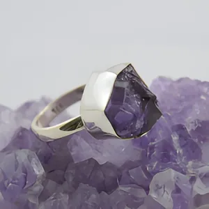 Anillo de Plata de Ley 925 con Amatista Natural, Hecho a Mano, con Cristal Morado, Joyería de Alta Gama para Mujer, Venta al Por Mayor - Product Image 5