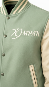 Manches en cuir de style américain durable avec broderies et patchs, style streetwear universitaire très tendance - Product Image 4