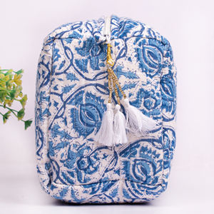 Nouvel ensemble de trousses de maquillage matelassées en coton imprimé pour femme, idéal pour les voyages, avec fermeture éclair, pochette de rangement lavable pour articles de toilette, vente en gros - Product Image 4