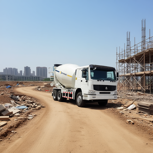 Camion malaxeur à béton Hamac de 3 mètres cubes à haute efficacité à vendre - Product Image 3