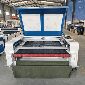 Machine de découpe laser automatique LaserMen 1610 pour tissus, cuir et textiles, avec convoyeur d'alimentation automatique pour l'industrie du vêtement textile - Product Image 3