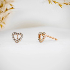 Pendiente de luna con diamantes cultivados en laboratorio, oro macizo de 14K, minimalista, elegante, para compromiso o boda, joyería fina para mujer, pieza única. - Product Image 4