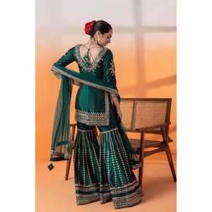 Hermosa ropa de fiesta para mujer Top-Bottom y Dupatta Set - Product Image 4