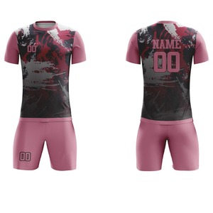 Uniforme de football personnalisé de haute qualité à manches courtes respirant pour l'été 100% polyester Protection UV Séchage rapide Anti-bactérien Personnalisé - Product Image 6