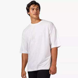 T-shirt en coton blanc surdimensionné pour homme, manches courtes, col rond, décontracté, couleur unie, jersey tricoté, coupe ajustée - Product Image 4