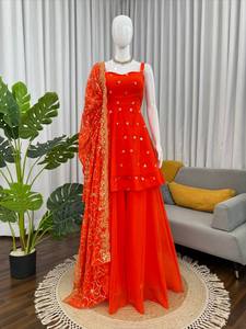 Ensemble Salwar Kritva Fashion élégant à imprimé floral en Faux Georgette épais avec Dupatta pour Femme - Longueur genou, Coupe classique, Matériaux recyclés - Product Image 5