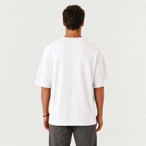 Camiseta de Algodón y Bambú con Estampado para Hombre, Corte Holgado Premium, Cuello Redondo, Estilo Urbano, Marca Privada OEM, Prenda Casual de Moda - Product Image 6