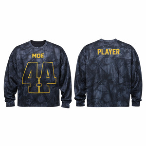 Maillot de football américain en maille sublimée camouflage foncé, manches longues, personnalisable avec nom et numéro, coupe oversize, en polyester, fabrication en gros - Product Image 2